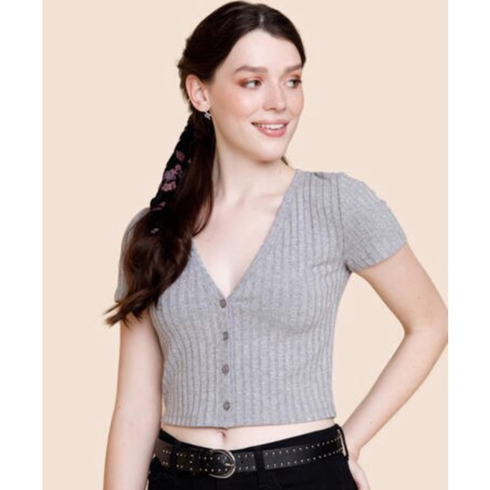 NWT Francesca’s Cropped Cardigan